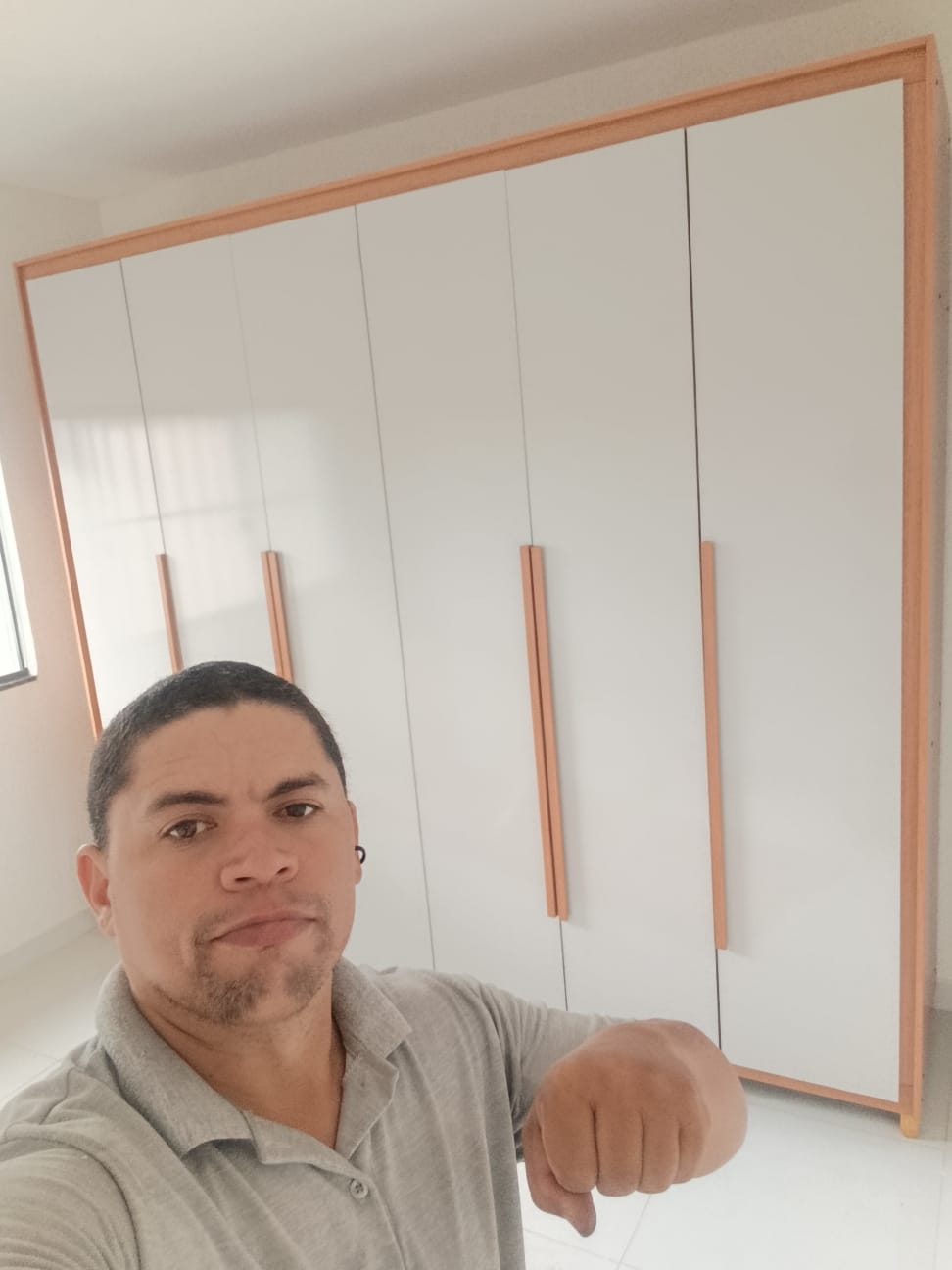 Guarda-roupa entregue pronto para uso